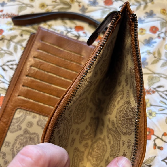 Brown Snap Closure Wallet/Wristlet - Picture 6 of 7